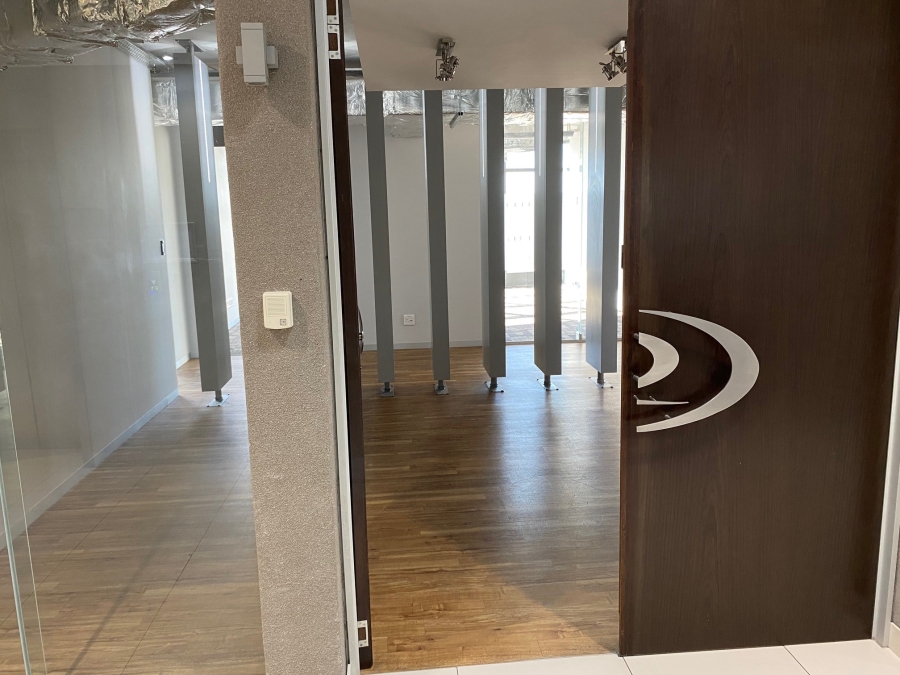 To Let Commercial Property for Rent in Woodstock Western Cape